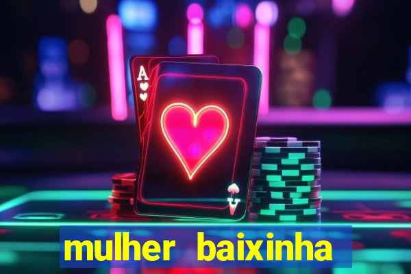 mulher baixinha transando com homens altos