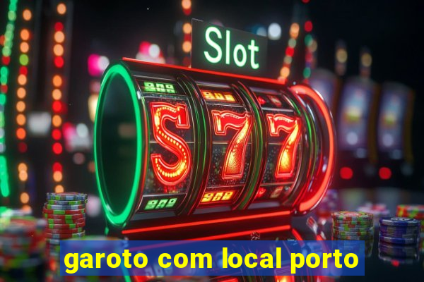 garoto com local porto